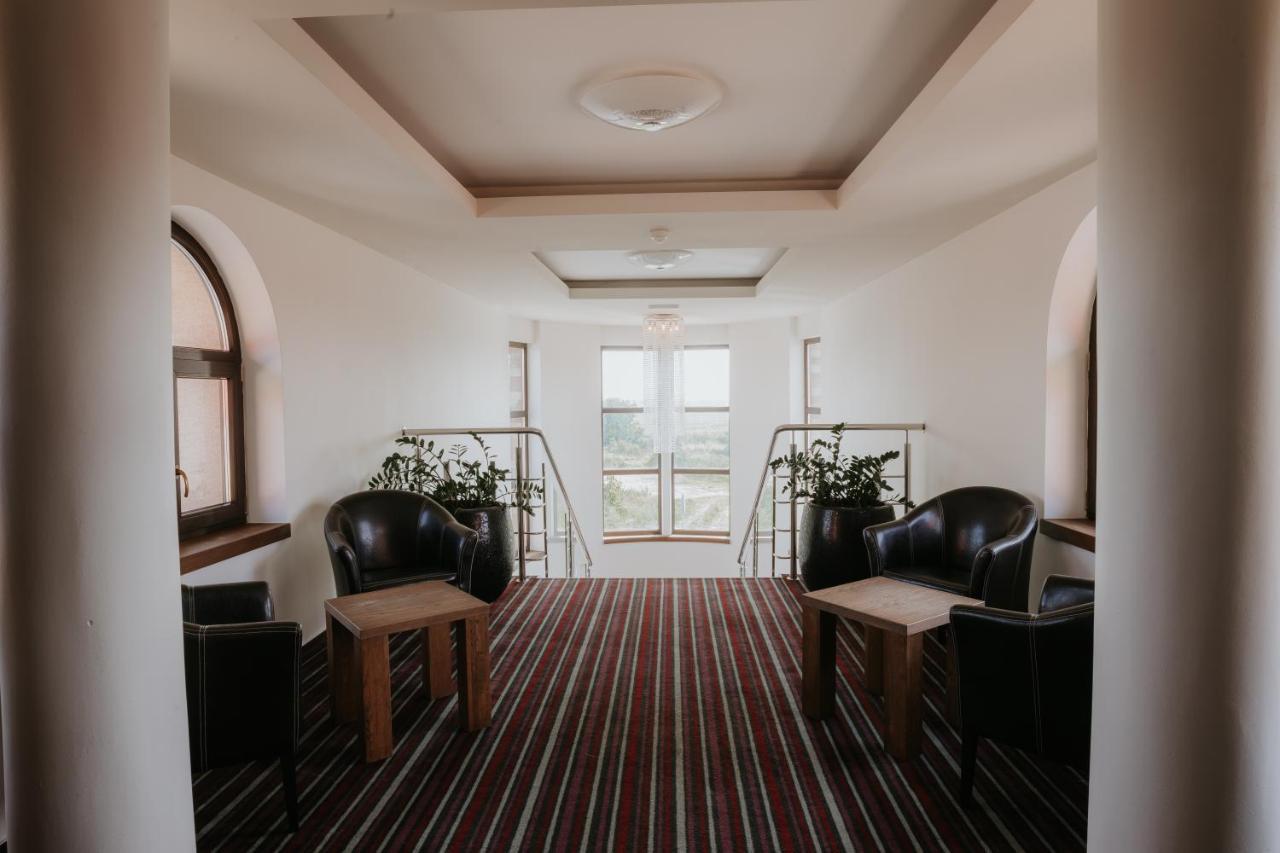 Hotel Bonaparte Kassa Kültér fotó