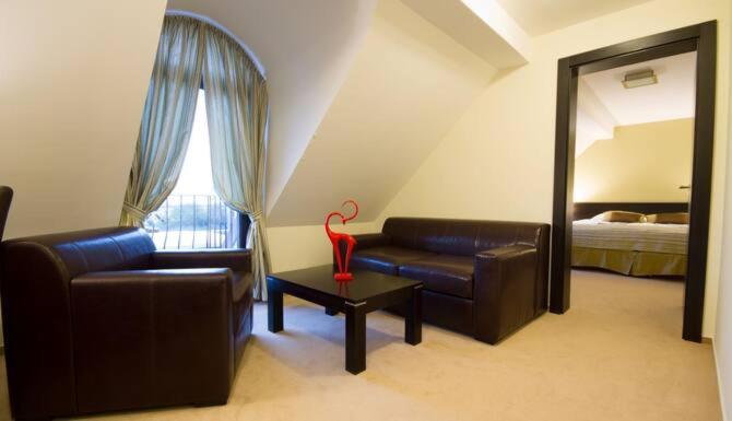 Hotel Bonaparte Kassa Kültér fotó